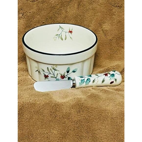 Pfaltzgraff Ceramic Dip Bowl & Speader Set - Winterberry Pattern (2010) - Picture 2 of 4